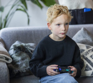 Vanaf welke leeftijd kan ik mijn kind laten gamen?